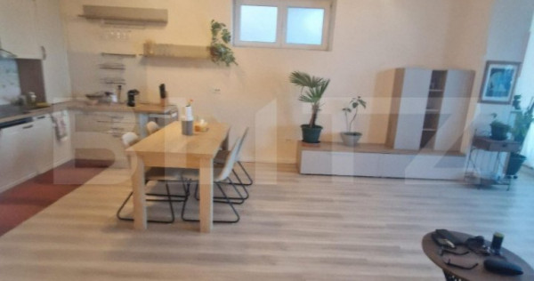 Apartament 3 camere 74 mp - cu 40 mp curte- senzational zona