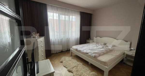 Casa, 211mp, Zona Piata Mica
