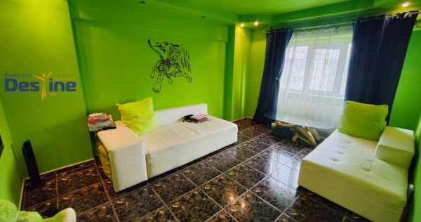 Apartament 3 camere decomandate 77 mp MOBILAT + UTILAT - Pă