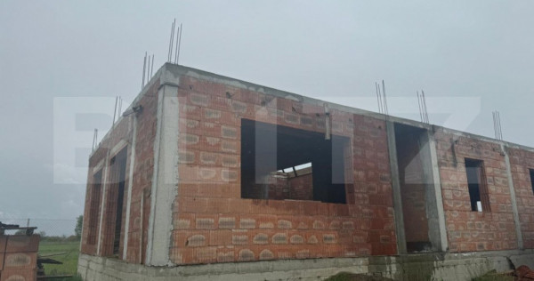 Duplex in constructie, 140mp, zona Radauti
