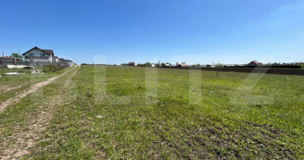 Teren extravilan , 800 mp , front 21,8 ml , zona Moara