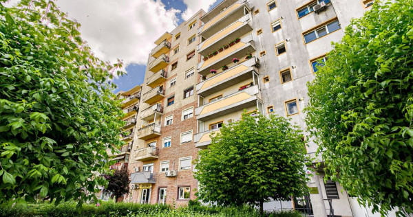 Apartament cu 2 camere decomandat zona Aurel Vlaicu