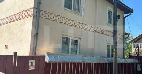 Casa ultracentrala , 200mp, teren 450 mp , Radauti