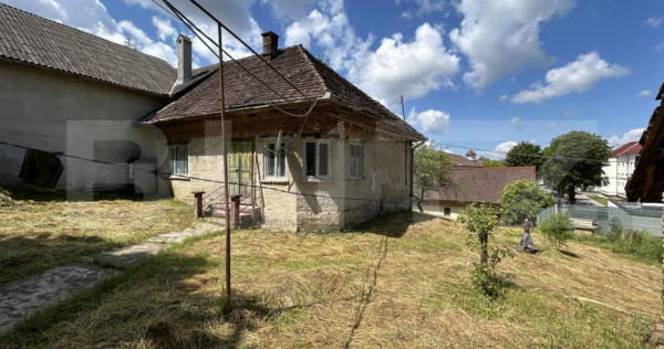 Teren podul Jelnei 3306 mp + casa veche