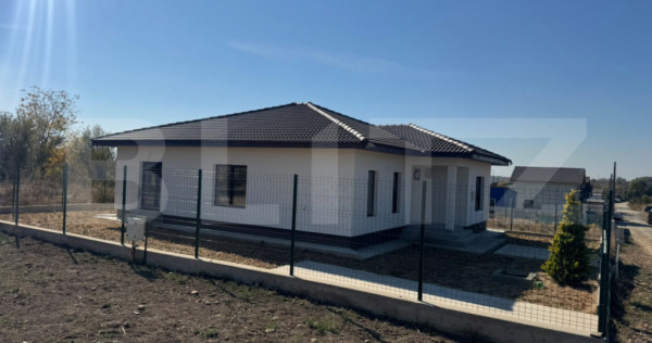 Casa plan parter, zona Narciselor 2