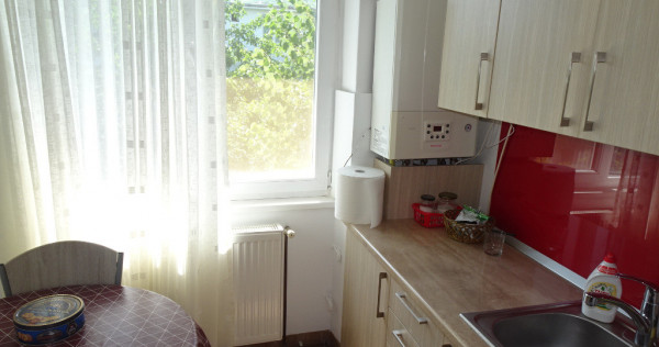 Vand apartament 2 camere in Deva, zona Al. Patriei, etaj 3,