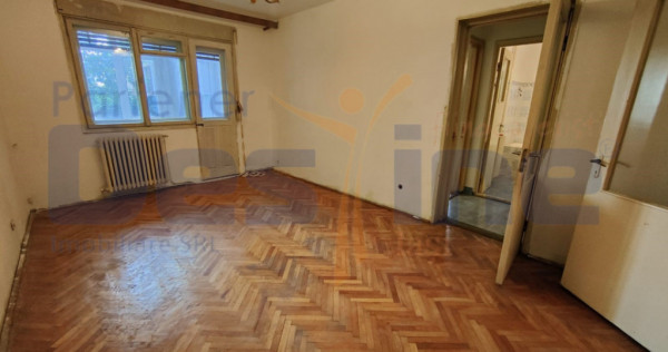 Apartament 3 camere decomandat parter 62 MP - TĂTĂRAȘI