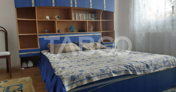 Apartament la curte comuna 3 camere 74 mpu loc parcare 54 mp