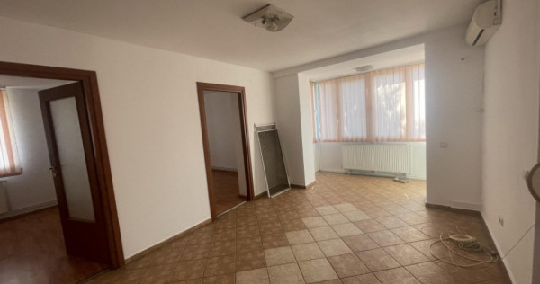 Apartament 3 Camere, Etajul 2, Bulevardul Republicii