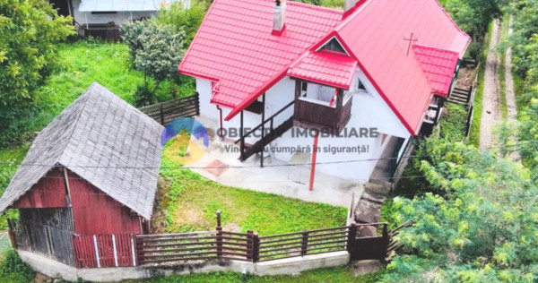 CASA comuna CEAHLAU, langa statiunea DURAU