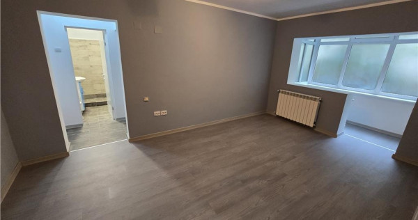 Apartament 2 camere, parter, str Barsei , renovat complet ,