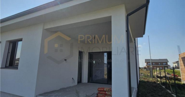 Duplex - dormitor la parter - toate utilitatile