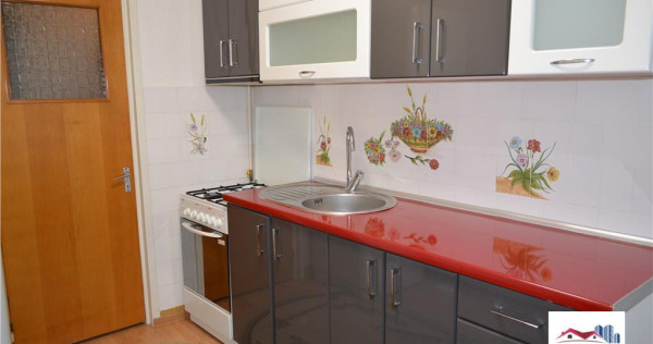 Apartament cu 4 Camere si 2 Bai de Zona 7 Noiembrie