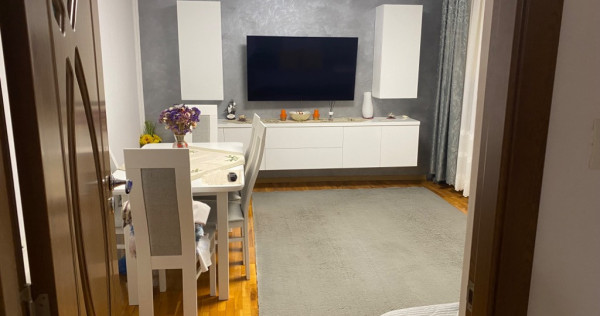 Apartament cu 3 camere Central