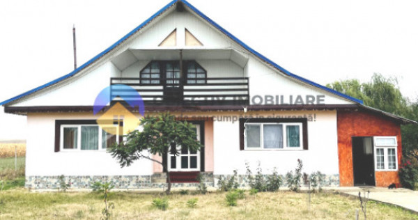 Casa SLOBOZIA langa orasul ROZNOV