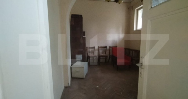 Apartament 4 camere, parter, pivnita si garaj langa Vila Tos