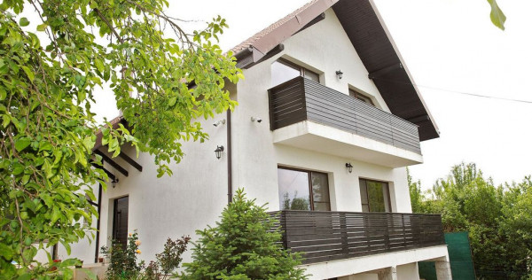 Vilă cu 5 dormitoare, 4 băi, 2 248mp teren, piscină. P...