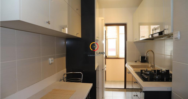 Apartament cald si luminos