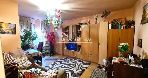 Apartament cu 2 camere decomandate, zona Calvaria