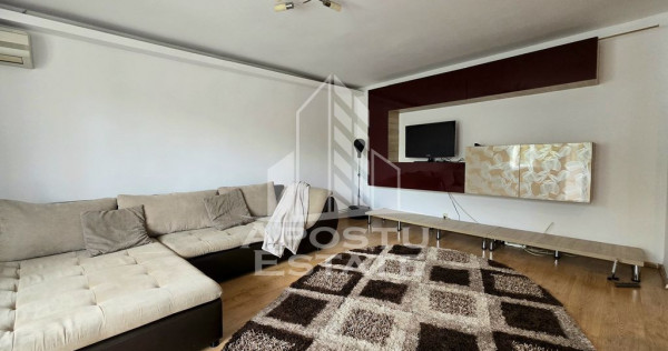 Apartament cu 4 camere, centrala proprie, decomandat, zon...