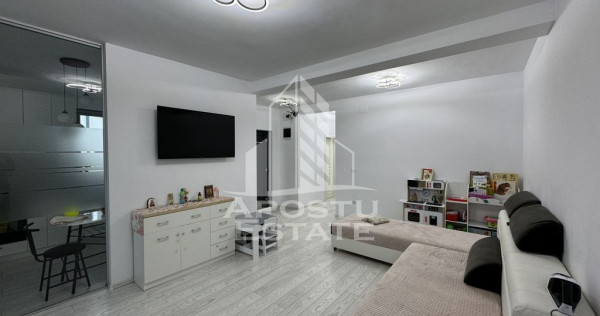 Duplex mobilat și utilat, pe parter cu 3 camere, 2 bai s...