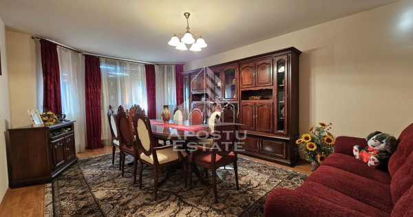 Vila de vanzare in Ghioroc