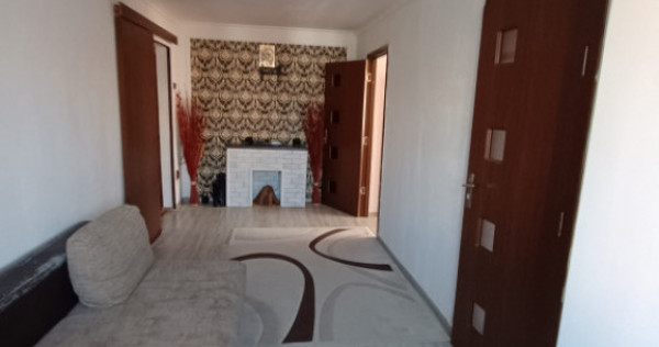 Apartament cu 3 camere bloc caramida Deva Gojdu