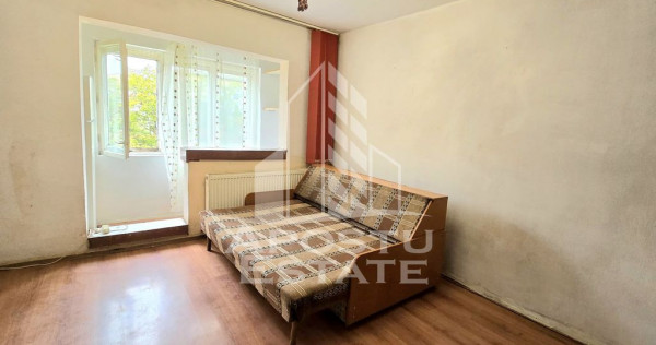 Apartament cu 1 camera, etaj intermediar, zona Lipovei