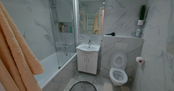 Apartament 2 camere în zona Drumul Taberei