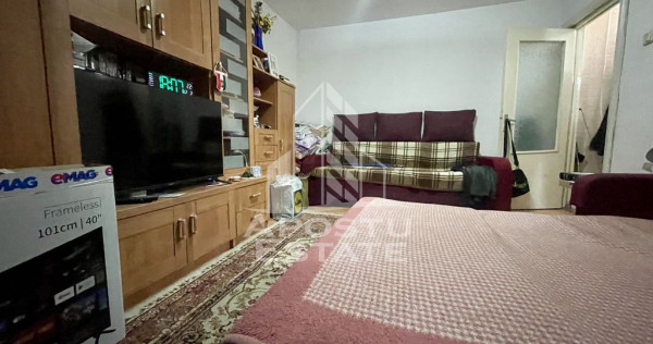Apartament cu o camera la etajul 2, zona Buziasului