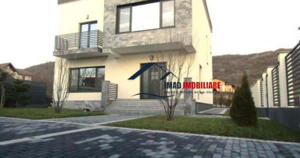 Superb, bine pozitionat! Vila P E - Targoviste - Exterior n