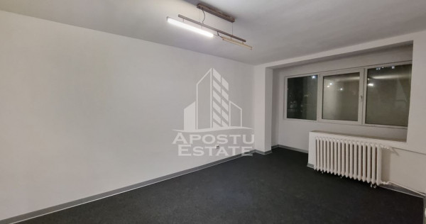 Apartament 3 camere decomandat, zona Mircea cel Batran