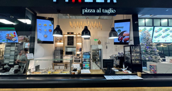 Afacere la cheie de v&acirc;nzare, 50 mp, &icirc;n incinta Carolina Ma