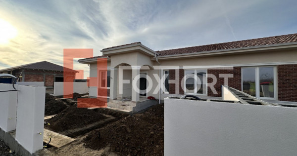 Duplex 4 camere pe parter, 87 mp, zona Mosnita Noua