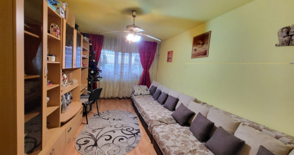Apartament 3 camere, în Tg. Jiu, str. Victoriei, zona Mall