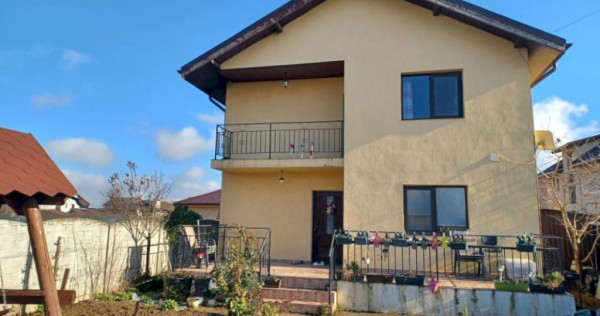 Casa 5 camere, 120 mp utili, Săbăreni