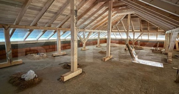 Casa pe un nivel 105 mp cu pod inalt mansardabil de 70mp, te
