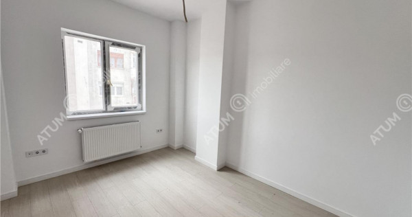 Apartament cu 3 camere decomandate debara si balcon in Sibiu