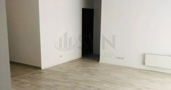 Apartament 4 camere cu loc de parcare de Baneasa