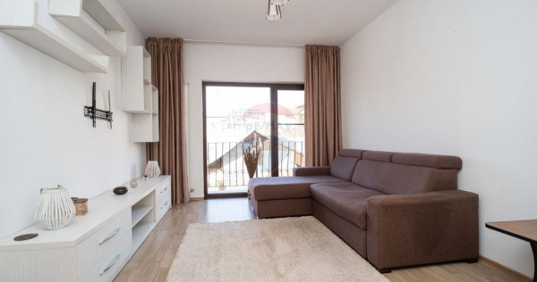 Apartament cu 2 camere , zona Manta Roșie