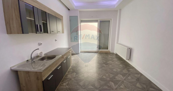 De inchiriat apartament, central, cu destinatie birou