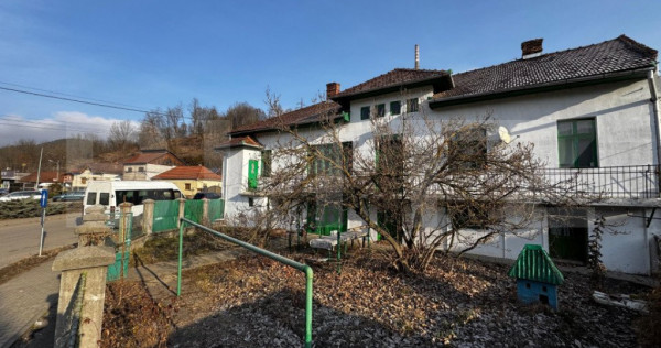 Casă de renovat, spațiu comercial și garaj, Zlatna