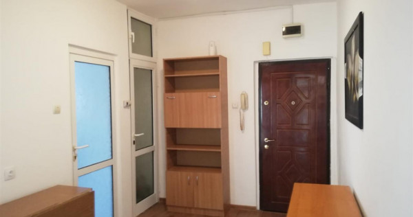 Apartament mobilat ultracentral, Catedrala Catolica, Piata