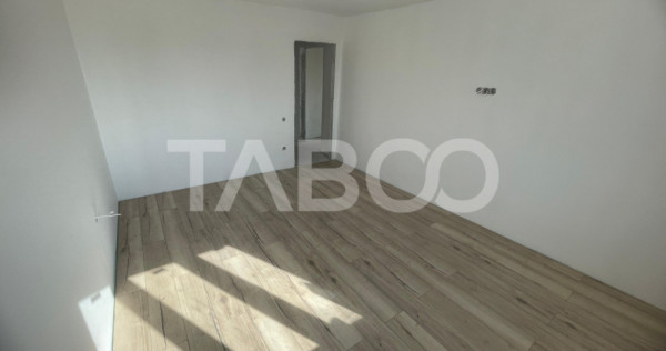 Apartament 2 camere de vanzare in Lazaret - luminos si spati