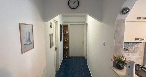 Apartament 3 camere decomandat ICIL