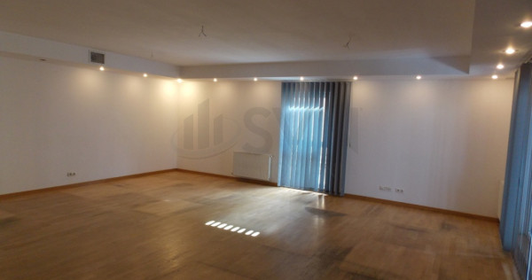 Apartament 4 Camere I De Inchiriat I Victoriei