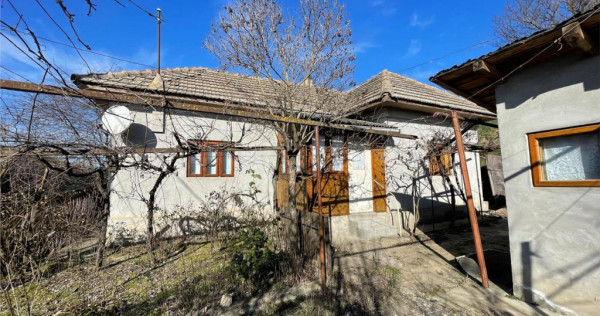Casa de in localitatea Malcoci-judet Tulcea
