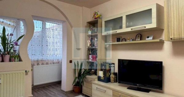 Ap 3 camere decomandat - zona Tractorul