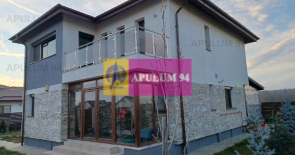 Săbăreni, vilă S+P+1, curte 568 mp, aproape de pădure