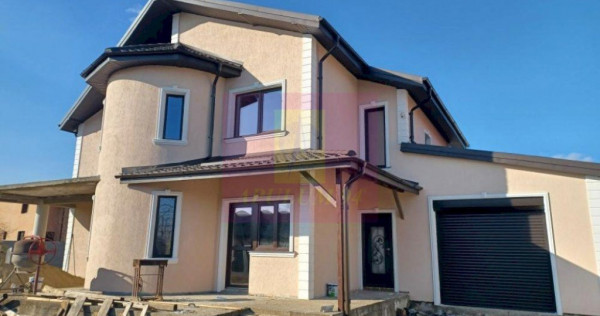 Săbăreni, vilă 5 camere, cu 217 mp utili, &icirc;n apropier...